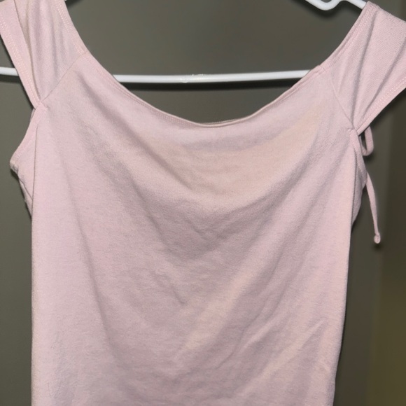Hollister Light Pink Top - Picture 4 of 4